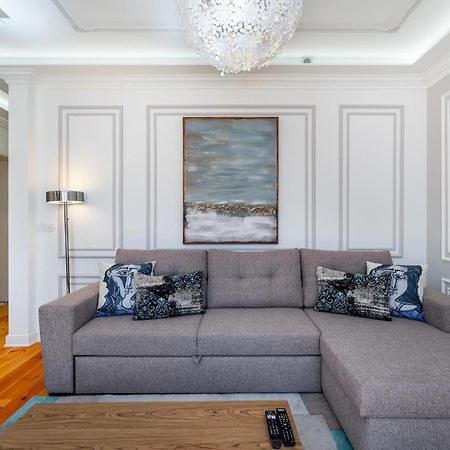 Whome | Great Location & Large Family Apartment W/Patio Lissabon Buitenkant foto