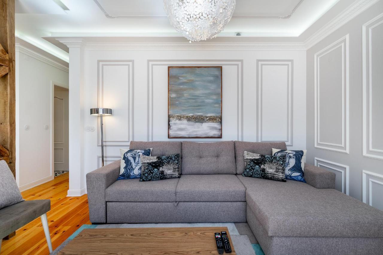 Whome | Great Location & Large Family Apartment W/Patio Lissabon Buitenkant foto