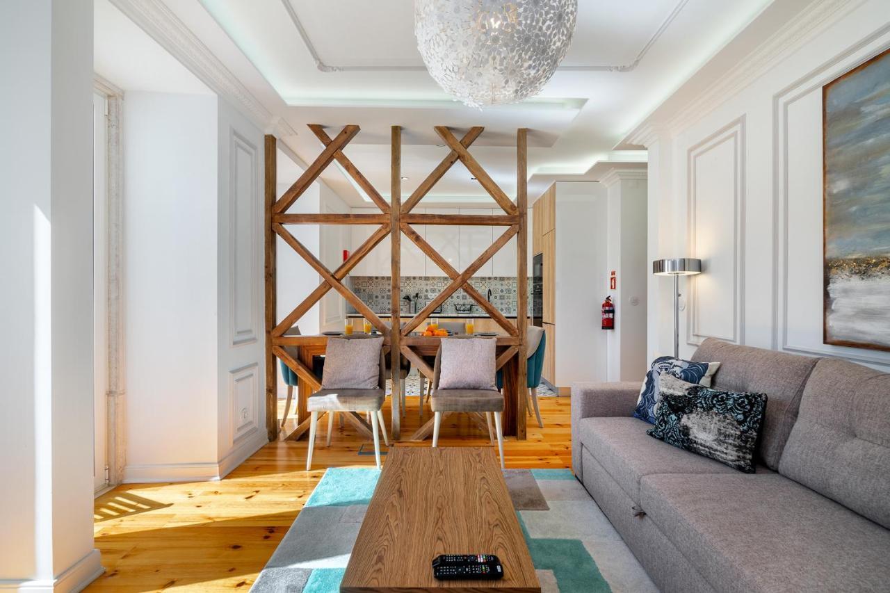 Whome | Great Location & Large Family Apartment W/Patio Lissabon Buitenkant foto